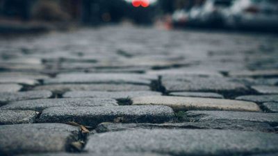 cobbled speed tables uk